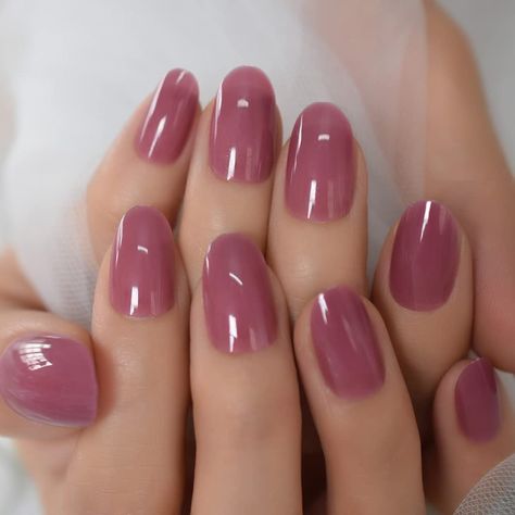 Nail Polish Types: Finding the Perfect Formula for You插图4