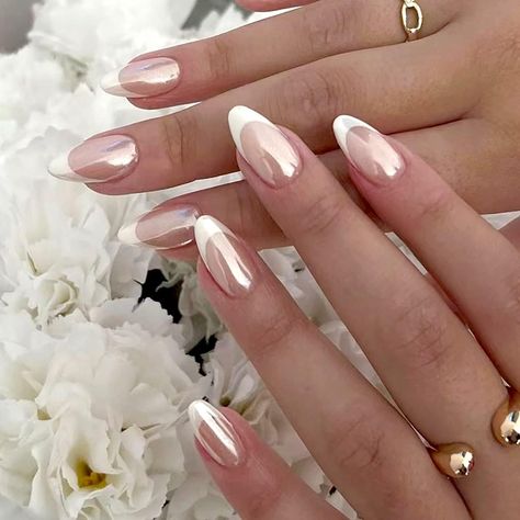 Elevate your nail game with short stiletto nails. Flaunt bold, chic, and trendsetting styles that make a statement while maintaining practicality.