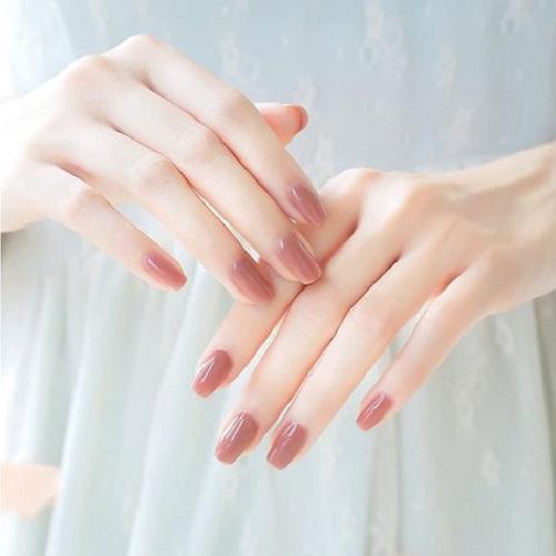 Gel Polish Made Easy: Achieve Professional Results!