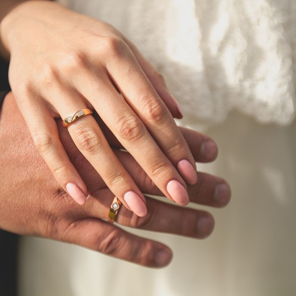 how long gel manicure last