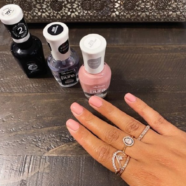 Learn how to eliminate nail polish bubbles