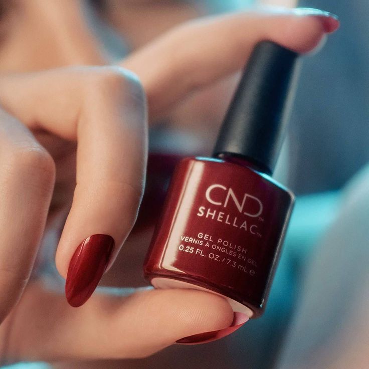 Learn how to remove shellac nail polish