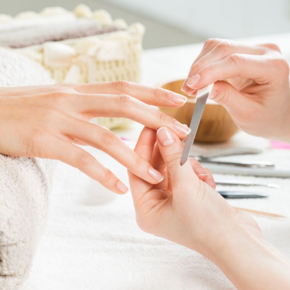 how much does a manicure and pedicure cost