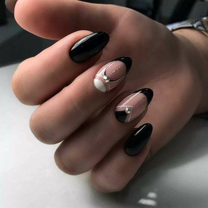 black nail designs